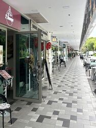 NEWest (D5), Retail #573400311